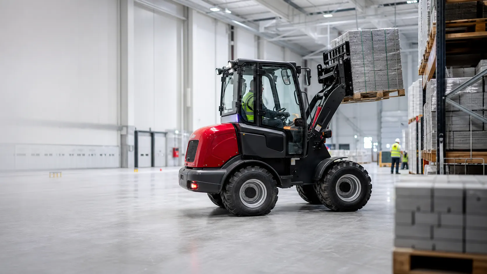 Electric compact loader used for indoor material handling